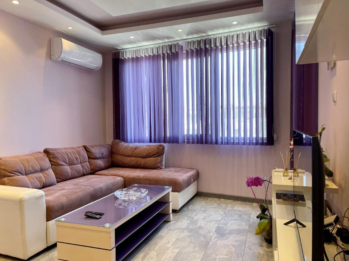 Апартамент Чаролит / Apartment Charoite Burgas City Eksteriør billede