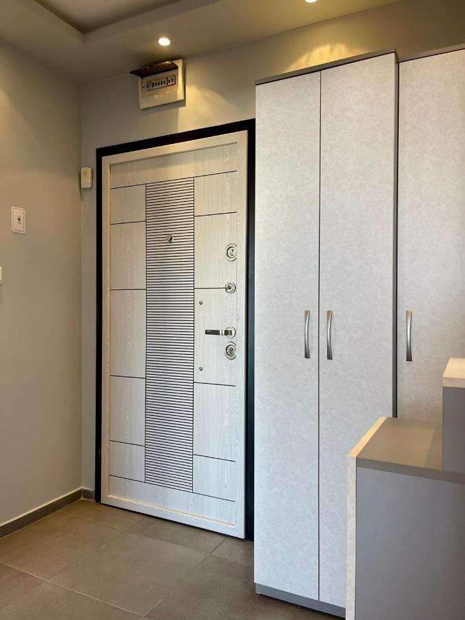 Апартамент Чаролит / Apartment Charoite Burgas City Eksteriør billede