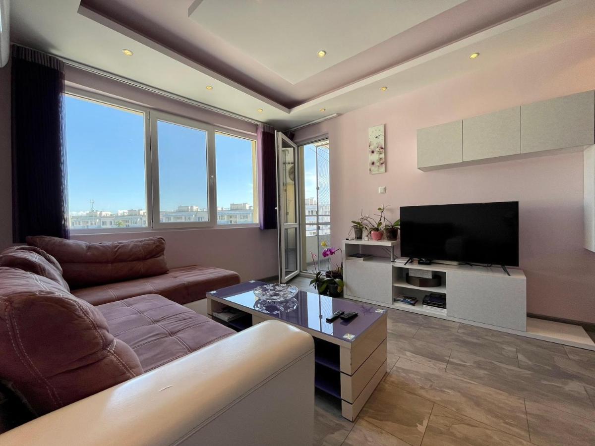 Апартамент Чаролит / Apartment Charoite Burgas City Eksteriør billede