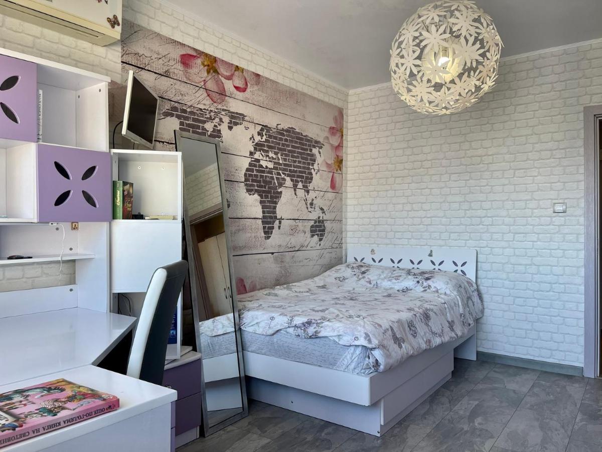Апартамент Чаролит / Apartment Charoite Burgas City Eksteriør billede