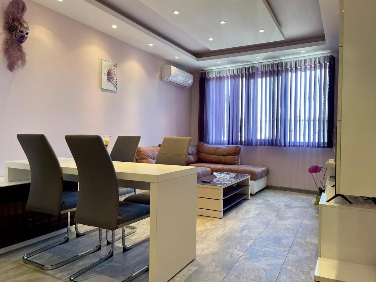 Апартамент Чаролит / Apartment Charoite Burgas City Eksteriør billede