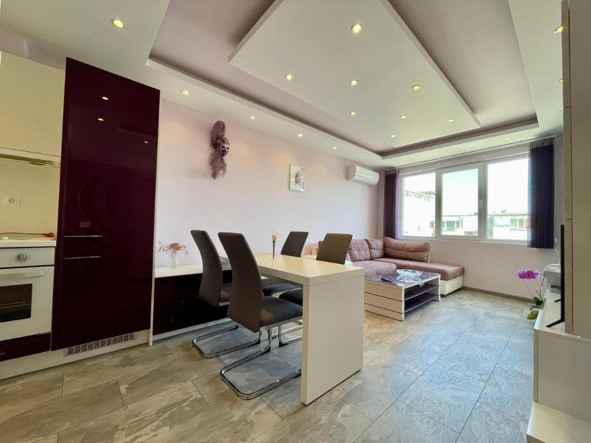 Апартамент Чаролит / Apartment Charoite Burgas City Eksteriør billede