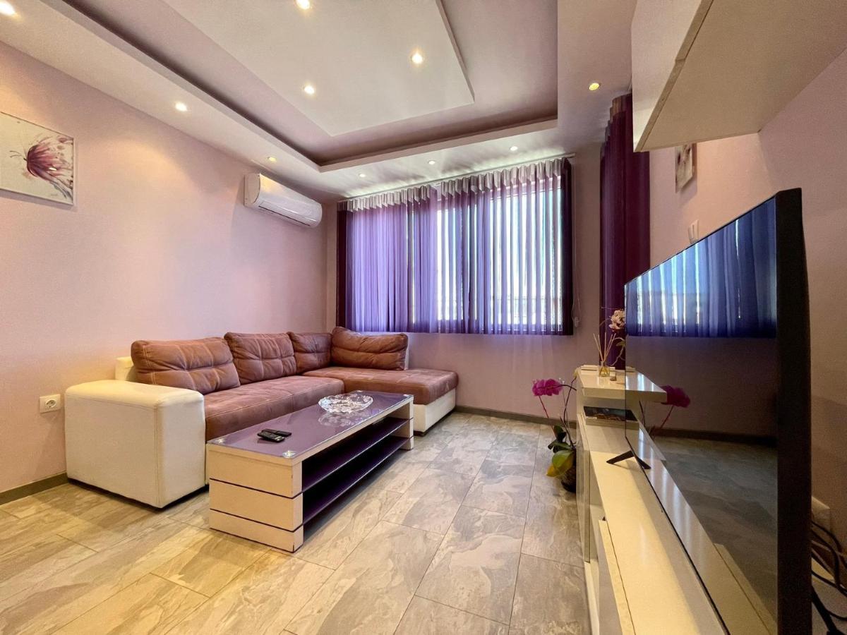 Апартамент Чаролит / Apartment Charoite Burgas City Eksteriør billede